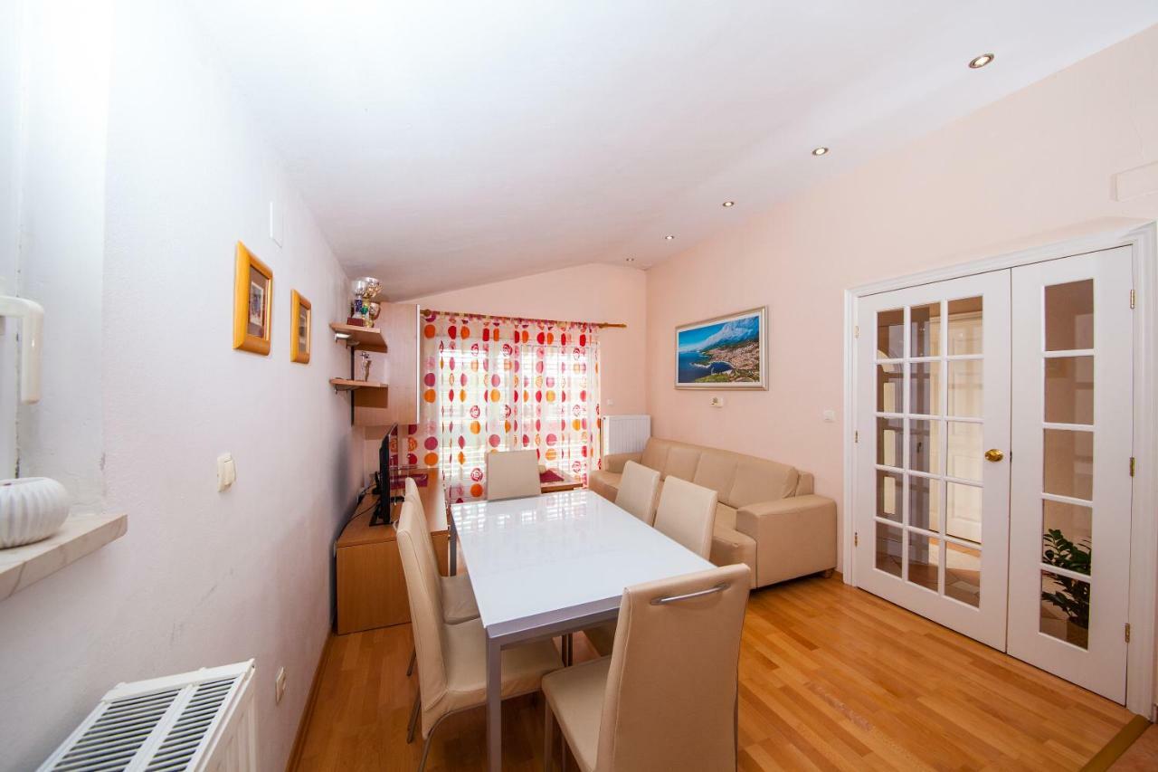 Family Apartments Marita Makarska Exterior photo